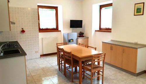 One-Bedroom Apartment with Garden View