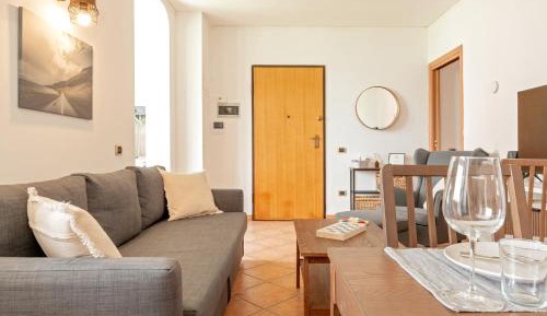 Superior One-Bedroom Apartment