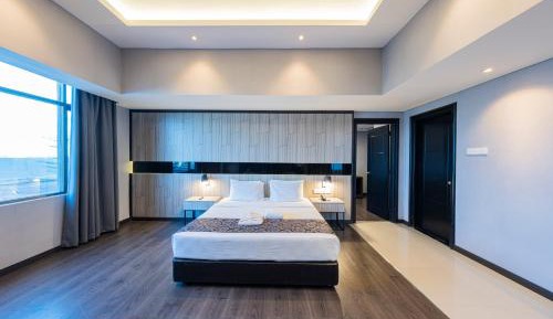 Grand Executive Suite