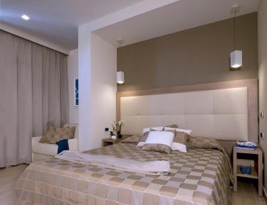 Double or Twin Room with City View
