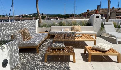 Apartment with Terrace