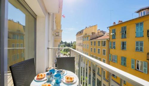 Apartment with Balcony