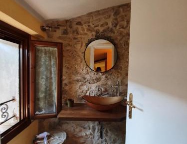 Double or Twin Room with Private Bathroom