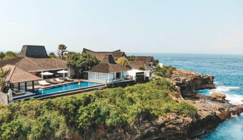 Villa with Sea View