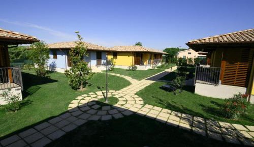 Villa with Beach Access