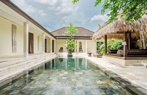 Sunset Road Hotel | Villa Matahari