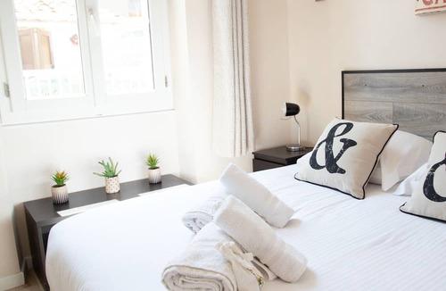 Antibes Old Town Apartment | charming 2-room apartment in the heart of Antibes