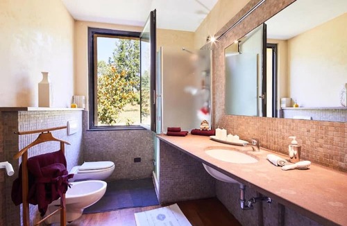 Masero Villa | Villa with fine traditional materials offering all modern comforts
