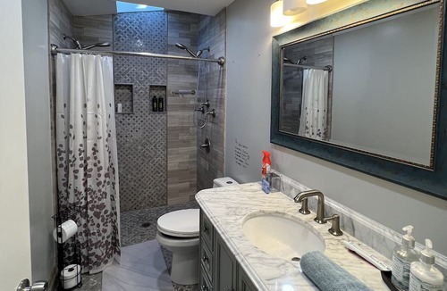 Gotha House | Modern, Quaint Home -Orlando-Historic Gotha, FL 15 mins from theme parks! ❤️