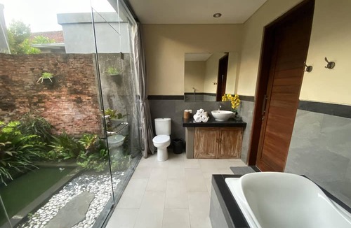 Sayan Villa | 2 Seasons : Villa Moon - Luxury with Private Pool