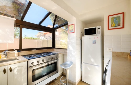 Saint Antoine House | Cottage 'Le Petit Mas Niçois' with Sea View, Private Pool and Wi-Fi