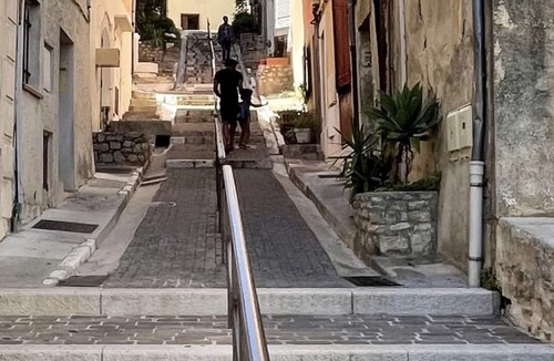 Vallauris Apartment | Bel Appartement, Centre Culturel