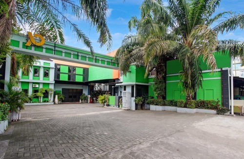 Yogyakarta House | Stylish Stay Near Malioboro