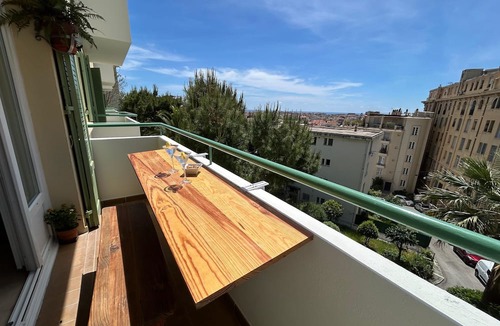 Cimiez Apartment | Cosy apartment in the heart of the city in a green setting with sea view