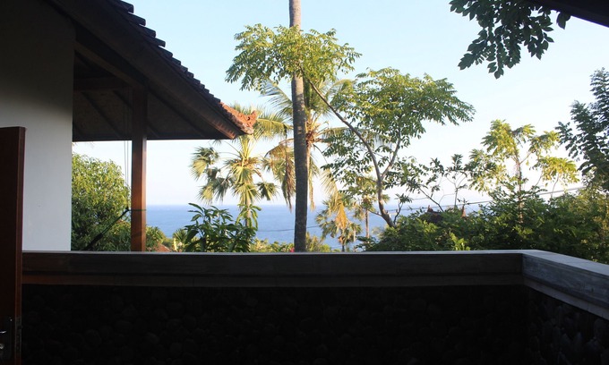 Seraya Hotel | Frangipani Inn Restaurant